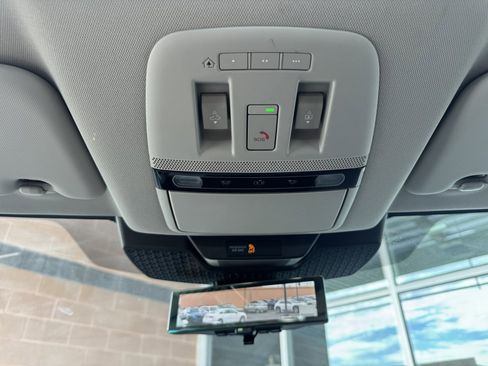 Used 2024 Nissan Ariya FWD image 28