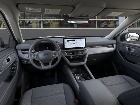 Used 2026 Ford Explorer Active AWD/4WD image 9