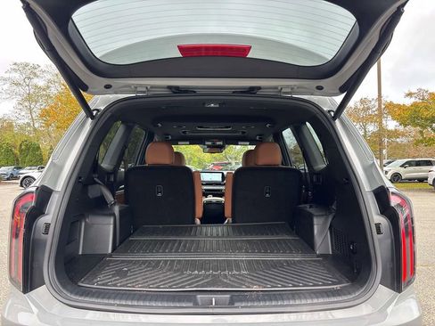 Used 2025 Kia Telluride AWD image 13
