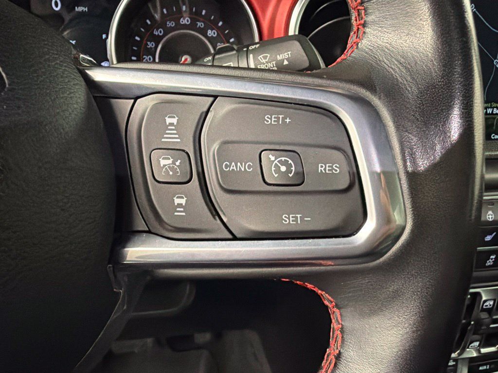 Used 2022 Jeep Wrangler Unlimited Rubicon w/ LED Lighting Group AWD/4WD image 19
