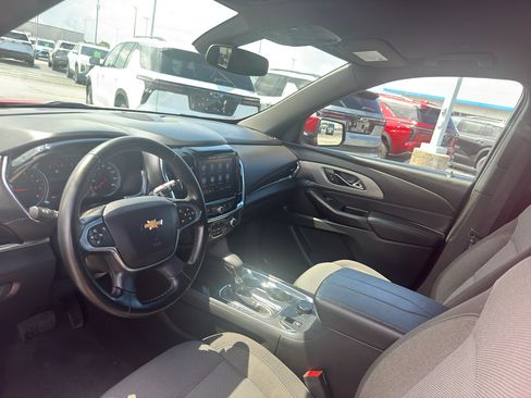 Used 2023 Chevrolet Traverse LT AWD/4WD image 24