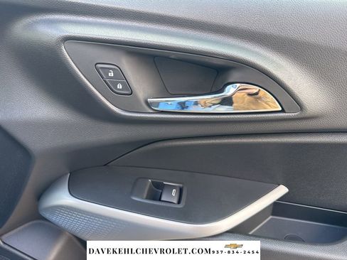 Used 2024 Chevrolet Trax RS w/ Driver Confidence Package image 25