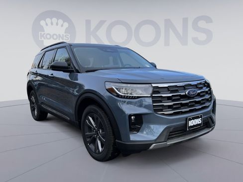 New 2025 Ford Explorer Active w/ Active Comfort Package image 10
