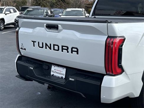 Used 2024 Toyota Tundra Limited image 11