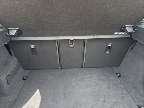 Used 2023 Land Rover Range Rover Evoque S image 21