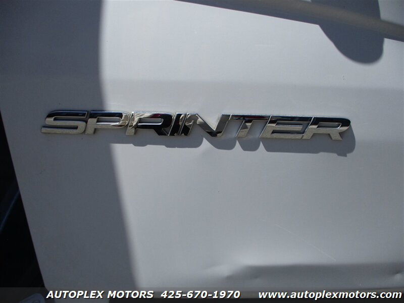 Used 2016 Mercedes-Benz Sprinter 2500 image 26