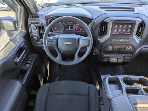 Certified 2024 Chevrolet Silverado 2500 Custom image 15