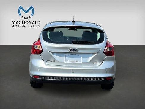Used 2014 Ford Focus SE w/ Equipment Group 201A FWD image 6