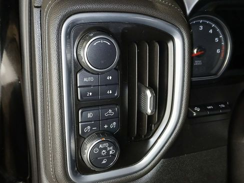 Certified 2019 Chevrolet Silverado 1500 LTZ w/ LTZ Plus Package image 17