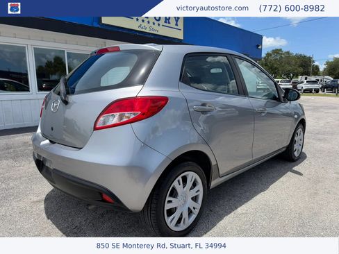 Used 2012 MAZDA MAZDA2 Sport FWD image 3