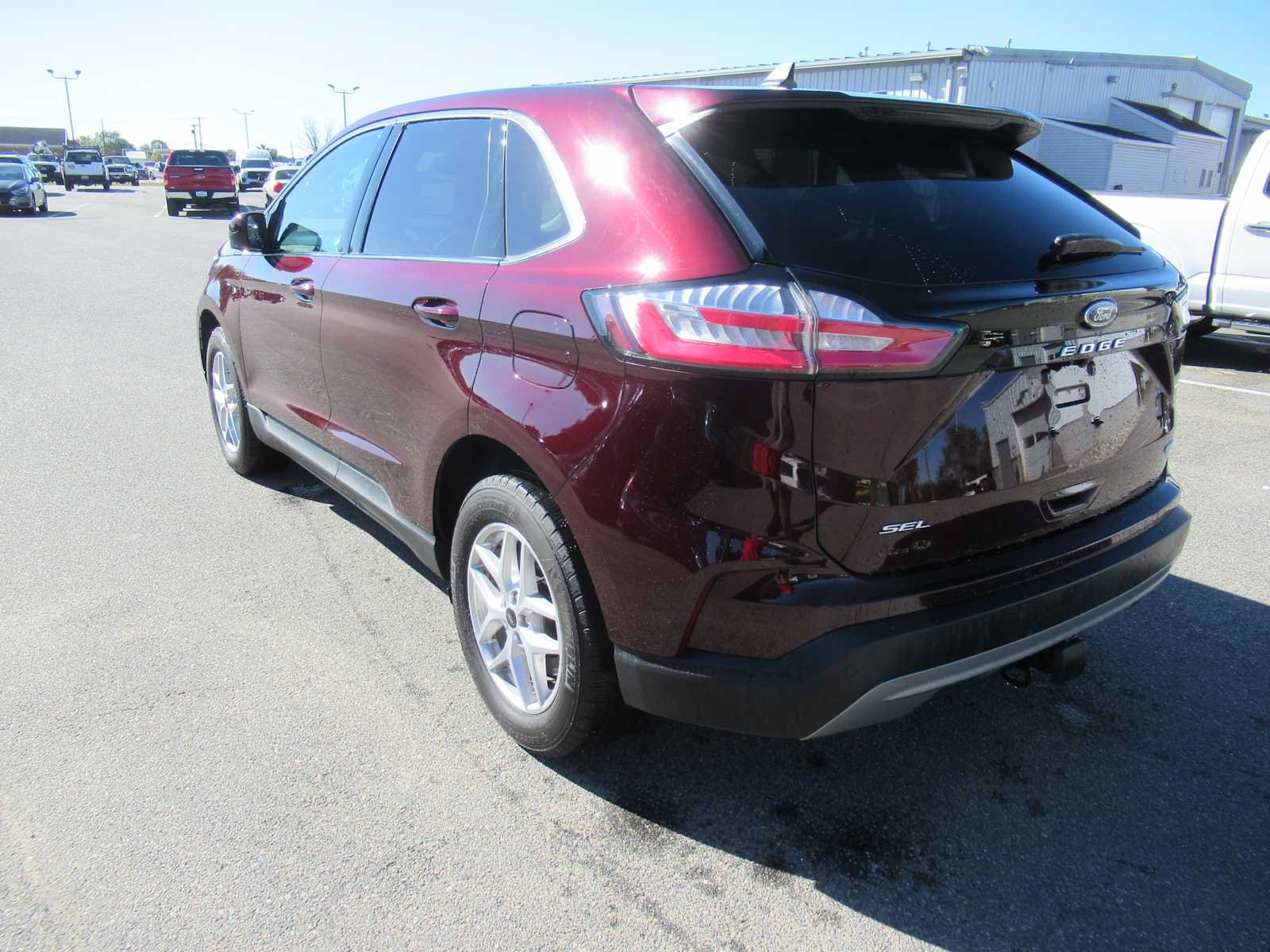 Certified 2024 Ford Edge SEL w/ Convenience Package AWD/4WD image 7
