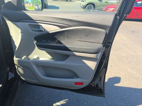 Used 2018 Honda Pilot EX-L image 28