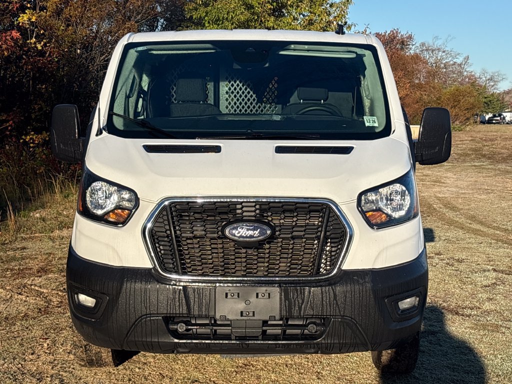 Used 2024 Ford Transit 250 Low Roof w/ Exterior Upgrade Package RWD image 2