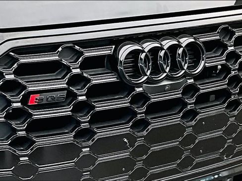 Used 2023 Audi SQ5 Premium Plus w/ Premium Plus Package AWD/4WD image 60