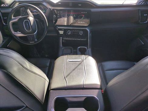 Used 2024 GMC Sierra 2500 Denali w/ Denali Reserve Package image 18