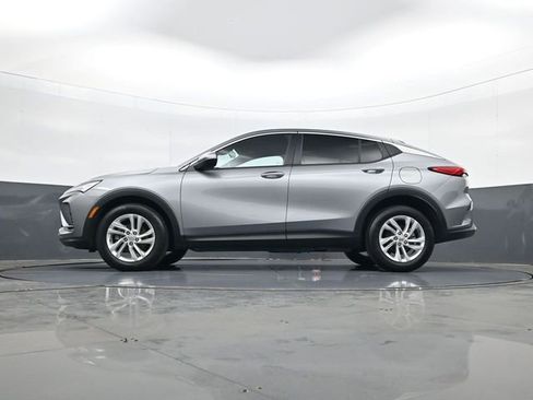 Used 2024 Buick Envista Preferred w/ Convenience I Package image 28