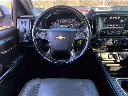 Used 2018 Chevrolet Silverado 1500 LTZ Z71 w/ LTZ Plus Package image 5