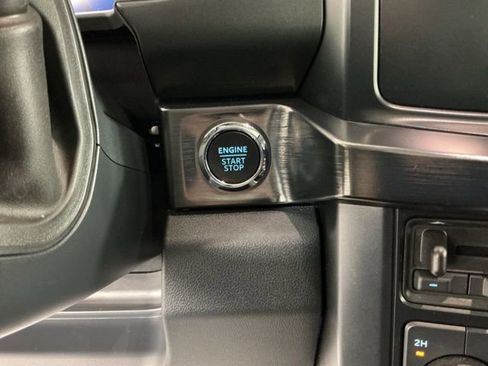 Certified 2025 Ford F350 Lariat w/ FX4 Off-Road Package image 27