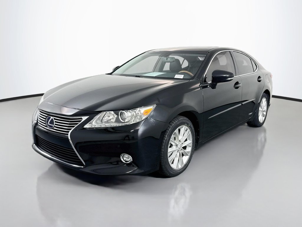 Used 2015 Lexus ES 300h w/ Navigation System Package FWD image 1