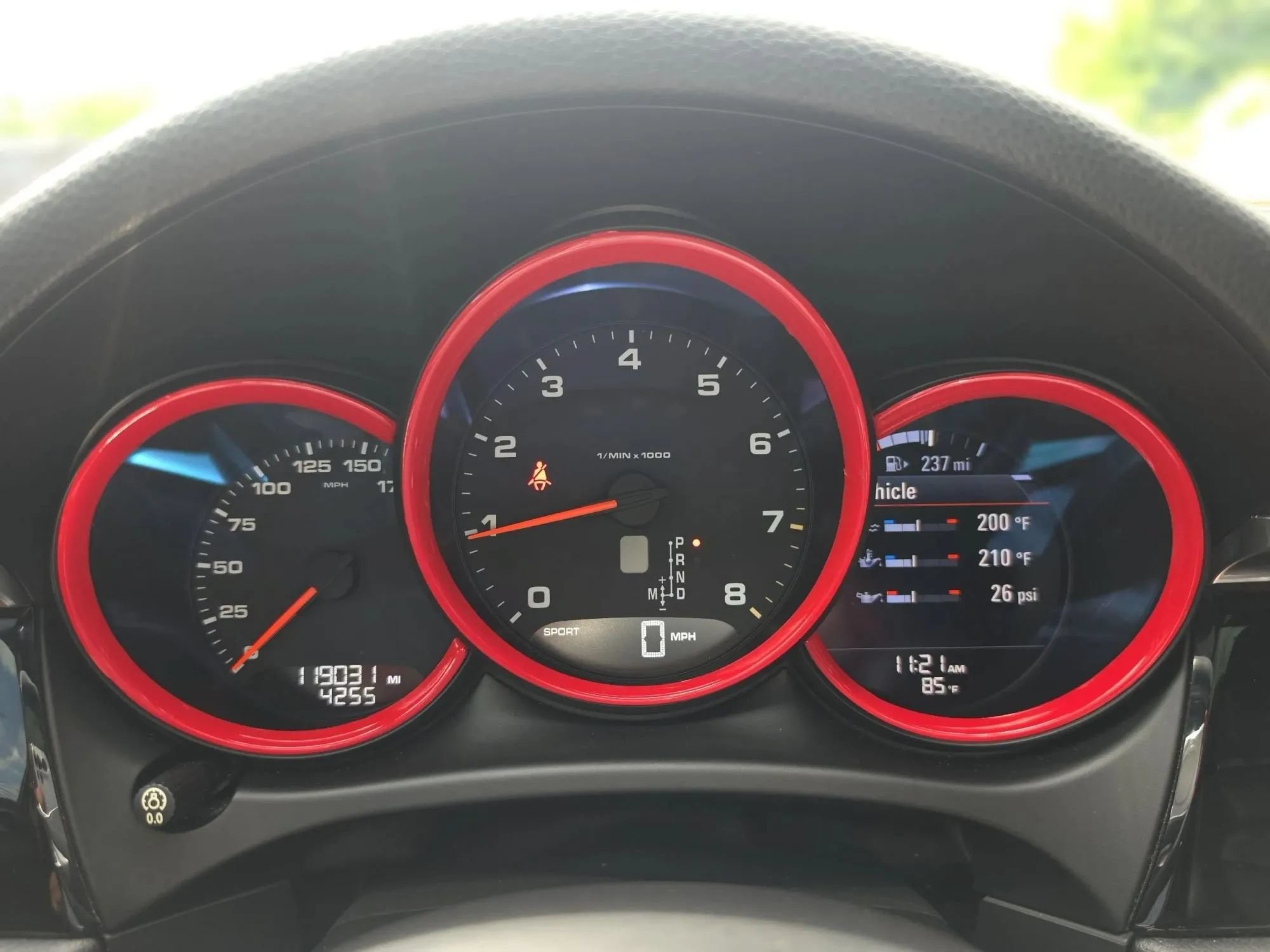 Used 2017 Porsche Macan AWD/4WD image 16
