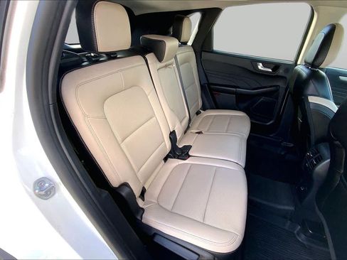 Certified 2022 Ford Escape SEL w/ Technology Package FWD image 18