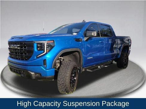 Used 2023 GMC Sierra 1500 Elevation w/ LPO, Elevation Black Package RWD image 13