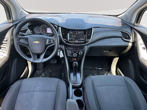 Used 2019 Chevrolet Trax LS FWD image 7