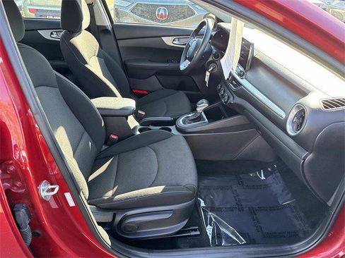 Certified 2023 Kia Forte LXS image 6