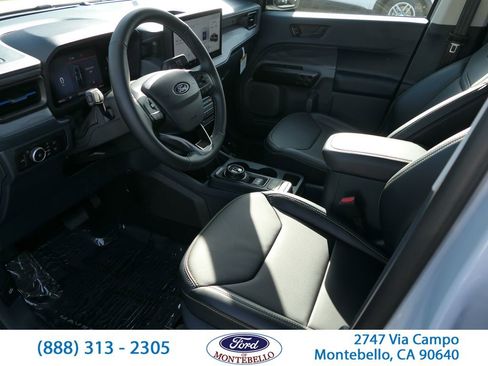 Used 2026 Ford Maverick Lobo AWD/4WD image 14