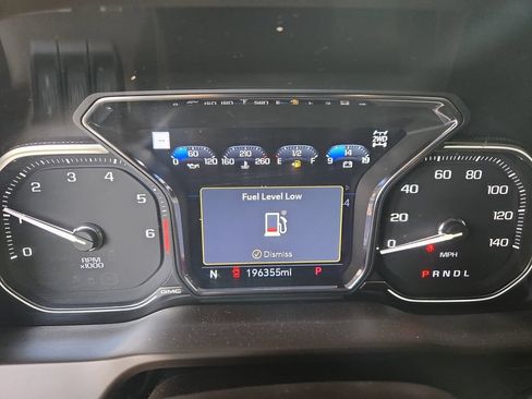 Used 2022 GMC Sierra 3500 Denali w/ Denali Ultimate Package AWD/4WD image 21