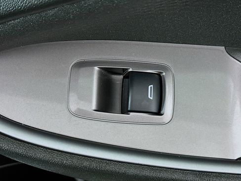 Used 2024 Chevrolet Malibu LT image 29