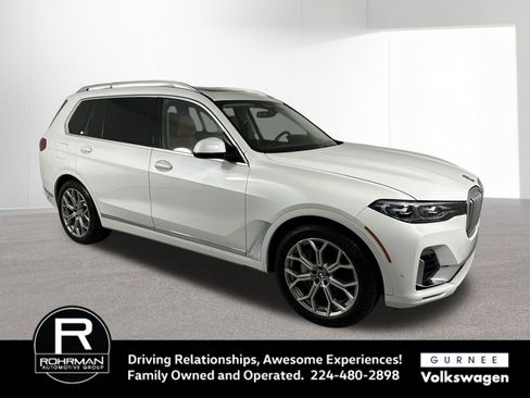 Used 2019 BMW X7 xDrive50i w/ Premium Package image 3