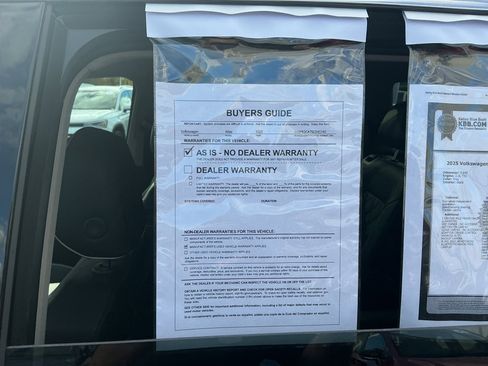 Certified 2025 Volkswagen Atlas SEL Premium R-Line image 37