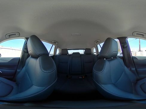 Used 2026 Toyota Corolla Cross XLE FWD image 39