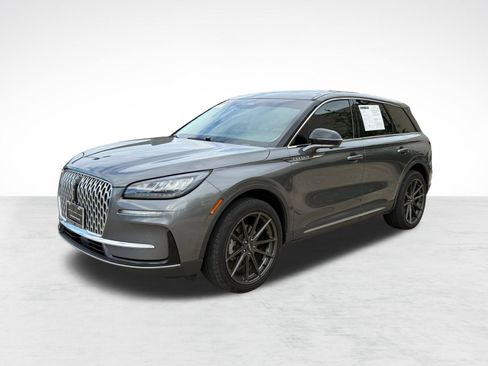 Used 2023 Lincoln Corsair FWD w/ Equipment Group 101A image 1
