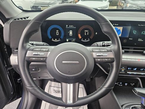 Used 2025 Hyundai Kona SEL image 25