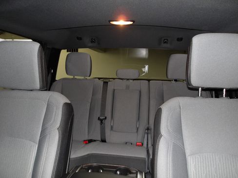 Used 2024 RAM 2500 Big Horn AWD/4WD image 10