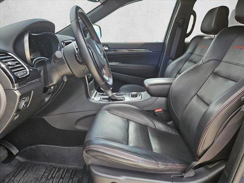 Used 2020 Jeep Grand Cherokee Trailhawk w/ Trailhawk Luxury Group image 17