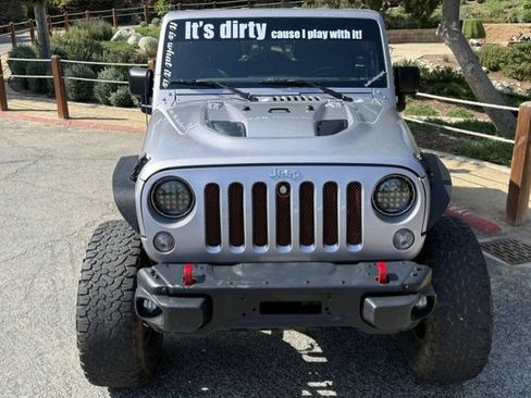 Used 2016 Jeep Wrangler Unlimited Rubicon AWD/4WD image 36