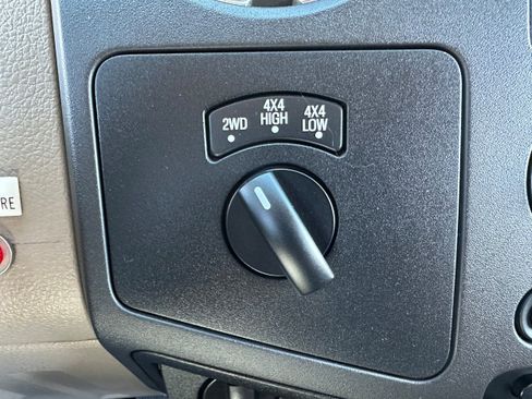 Used 2010 Ford F450 XLT image 16