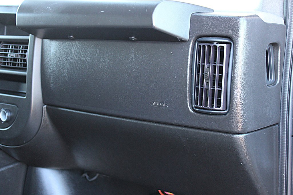 Used 2023 Chevrolet Express 3500 w/ Power Convenience Package RWD image 29