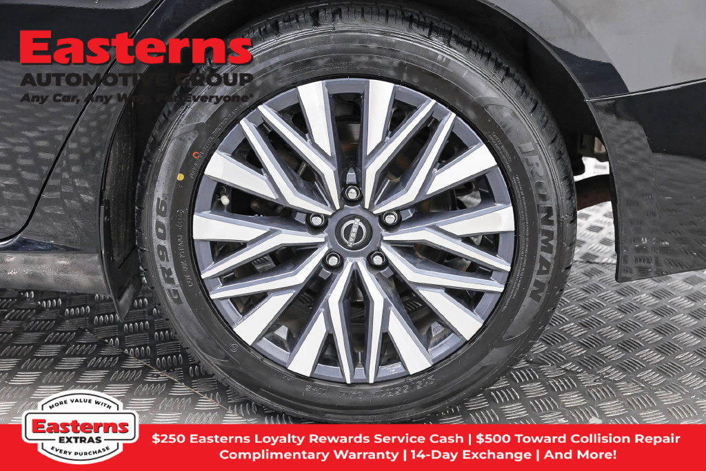 Used 2024 Nissan Altima 2.5 SV FWD image 31