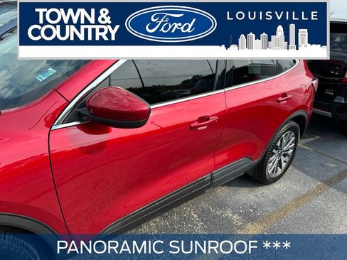 Used 2022 Ford Escape Titanium w/ Class II Trailer Tow Package AWD/4WD image 3