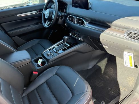 New 2025 MAZDA CX-5 AWD 2.5 S w/ Premium Plus Pkg image 12