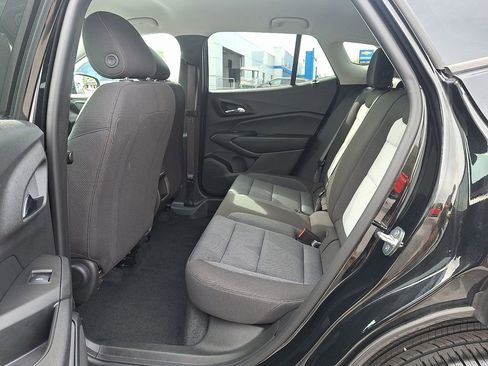 Certified 2024 Chevrolet Trax LS image 10