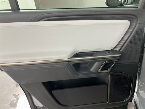 Used 2024 Rivian R1S Adventure Quad AWD/4WD image 29