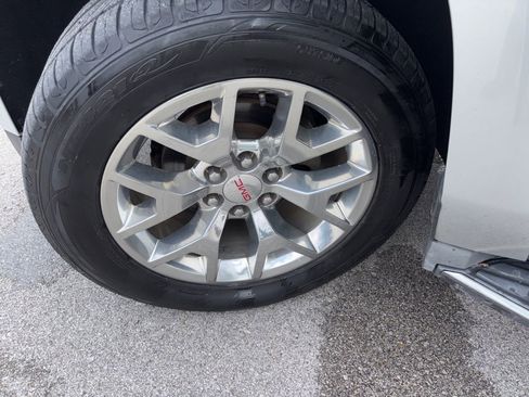 Used 2016 GMC Yukon SLT w/ Open Road Package image 39