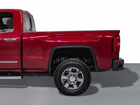 Used 2018 GMC Sierra 3500 Denali w/ Duramax Plus Package image 11