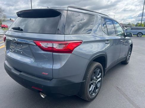 Used 2021 Chevrolet Traverse RS w/ LPO, Floor Liner Package AWD/4WD image 6