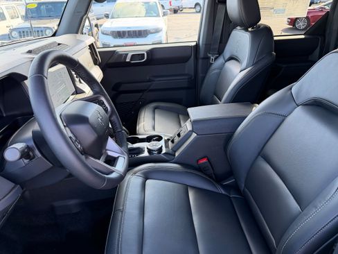 New 2026 Ford Bronco Badlands image 10